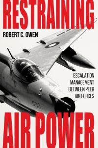 Immagine di copertina: Restraining Air Power 9780813196015