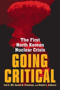 Cover image: Going Critical 9780815793861