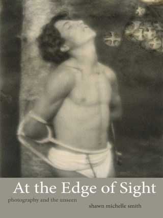 Cover image: At the Edge of Sight 9780822354864