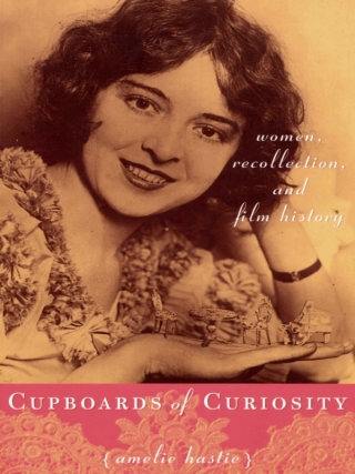表紙画像: Cupboards of Curiosity 9780822336761