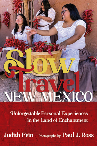 Cover image: Slow Travel New Mexico 9780826365842