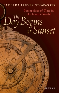 表紙画像: The Day Begins at Sunset 1st edition 9781780765426