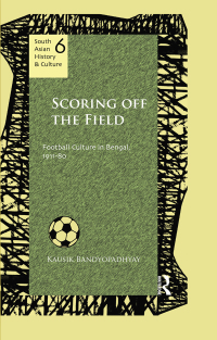 Omslagafbeelding: Scoring Off the Field 1st edition 9780415678001