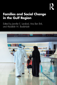 Titelbild: Families and Social Change in the Gulf Region 1st edition 9780367481056