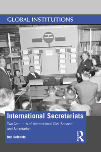 Omslagafbeelding: International Secretariats 1st edition 9780367369323