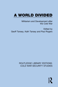 Omslagafbeelding: A World Divided 1st edition 9780367630065