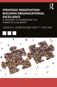 Imagen de portada: Strategic Negotiation: Building Organizational Excellence 1st edition 9781032153780
