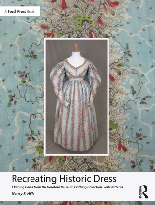 صورة الغلاف: Recreating Historic Dress 1st edition 9781032624617