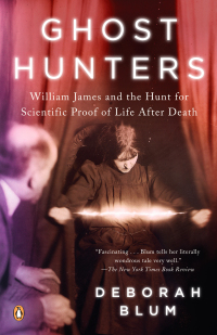 Cover image: Ghost Hunters 9780143038955