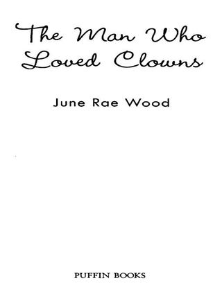 Cover image: The Man Who Loved Clowns 9780142404225
