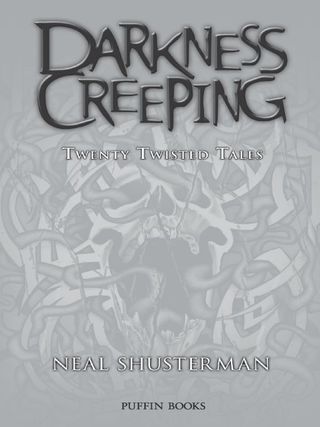 Cover image: Darkness Creeping 9780142407219