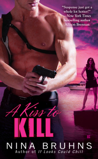 Cover image: A Kiss to Kill 9780425233832