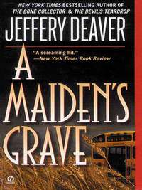 Cover image: A Maiden's Grave 9780451188489