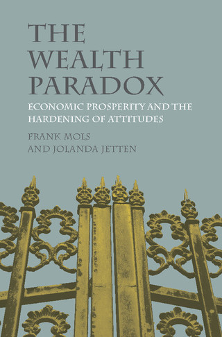 Cover image: The Wealth Paradox 9781107079809