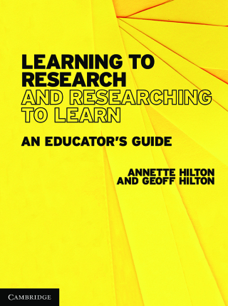 表紙画像: Learning to Research and Researching to Learn 9781108729079