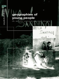 Titelbild: The Geographies of Young People 1st edition 9780415223959