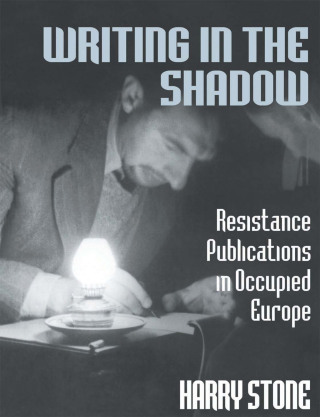 Imagen de portada: Writing in the Shadow 1st edition 9780714642574
