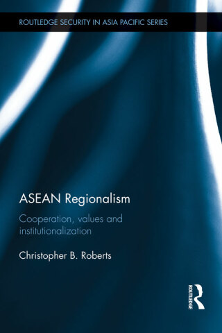 صورة الغلاف: ASEAN Regionalism 1st edition 9780415856645