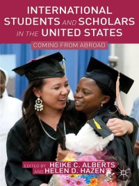 表紙画像: International Students and Scholars in the United States 9781137024466