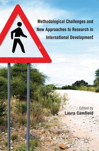 Imagen de portada: Methodological Challenges and New Approaches to Research in International Development 9781137293619