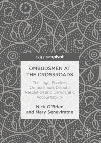 Imagen de portada: Ombudsmen at the Crossroads 9781137584458