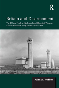 表紙画像: Britain and Disarmament 1st edition 9781409435808