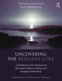 Cover image: Uncovering the Resilient Core 1st edition 9781138183278