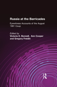 صورة الغلاف: Russia at the Barricades 1st edition 9781563242724