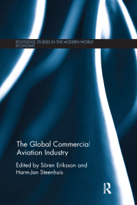 Titelbild: The Global Commercial Aviation Industry 1st edition 9780415818216