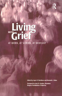 صورة الغلاف: Living With Grief 1st edition 9781583910061