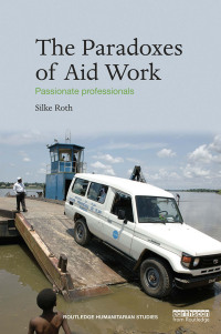 Imagen de portada: The Paradoxes of Aid Work 1st edition 9781138200005