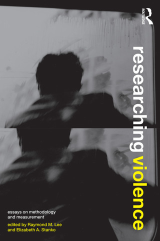 表紙画像: Researching Violence 1st edition 9780415301312