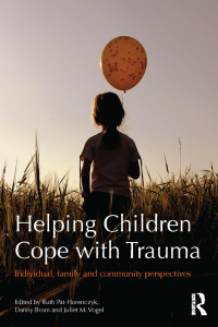 Omslagafbeelding: Helping Children Cope with Trauma 1st edition 9780415504560