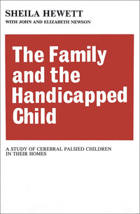 Imagen de portada: The Family and the Handicapped Child 1st edition 9780202309514