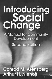 Immagine di copertina: Introducing Social Change 2nd edition 9781138526341