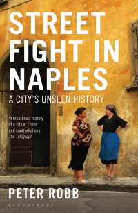 Titelbild: Street Fight in Naples 1st edition 9781408822326