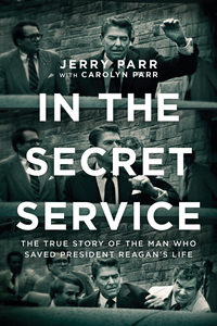 Cover image: In the Secret Service 9781414378718