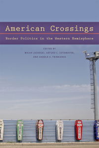 表紙画像: American Crossings 9781421418308