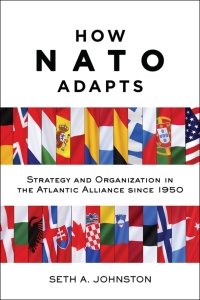 Omslagafbeelding: How NATO Adapts 9781421421988