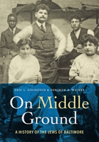 Cover image: On Middle Ground 9781421424521