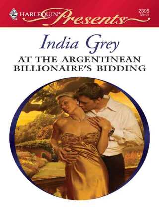 صورة الغلاف: At the Argentinean Billionaire's Bidding 9780373128068