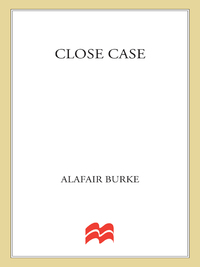 Cover image: Close Case 9781250038715