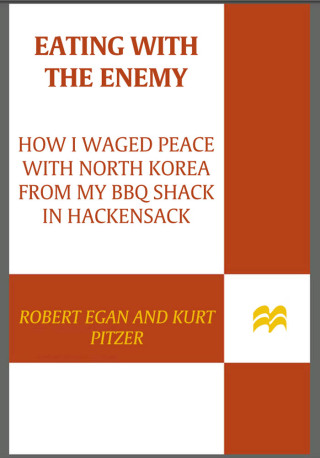 Imagen de portada: Eating with the Enemy 9780312571306