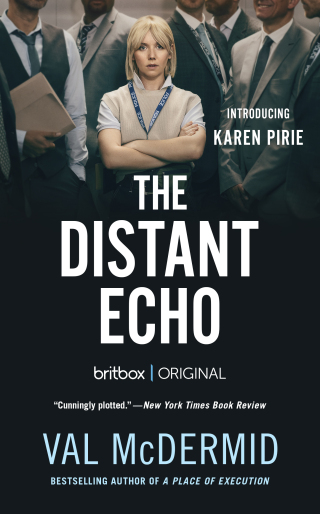 Cover image: The Distant Echo 9780312994839