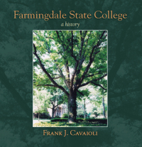 表紙画像: Farmingdale State College 9781438443676