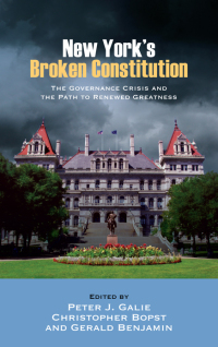 Immagine di copertina: New York's Broken Constitution 1st edition 9781438463339