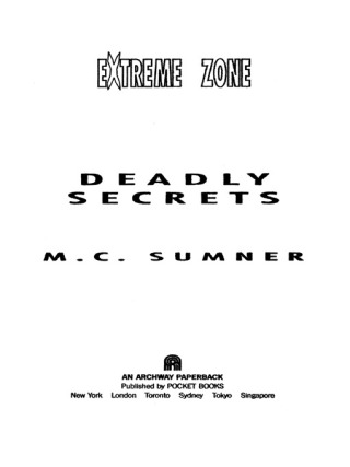 Cover image: Deadly Secrets 9781481421256