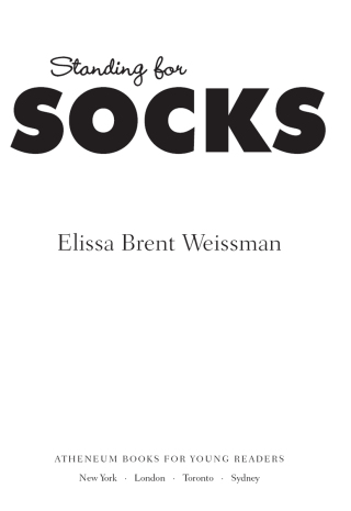 Cover image: Standing for Socks 9781416997771