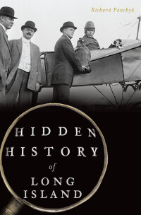 Cover image: Hidden History of Long Island 9781467136273