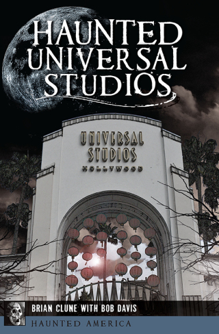 Cover image: Haunted Universal Studios 9781467141215